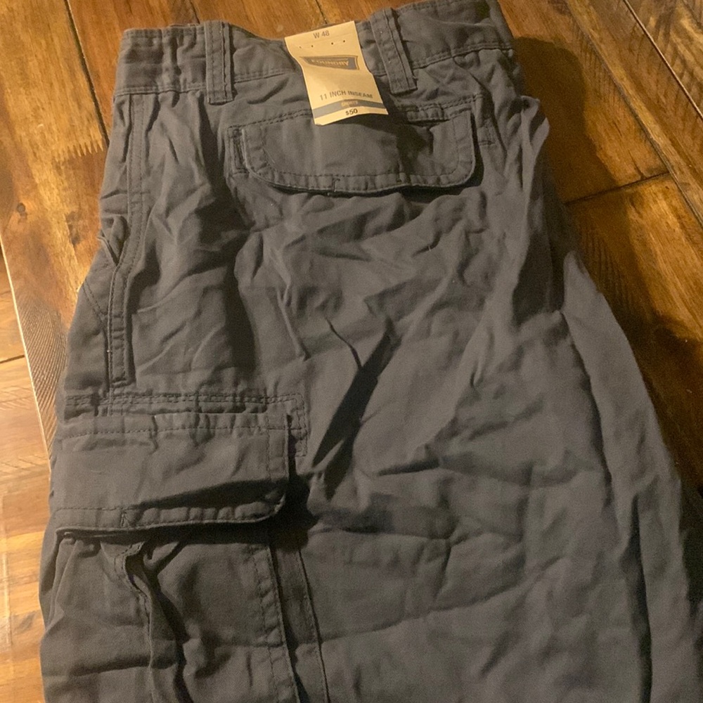 Mens cargo shorts size 48